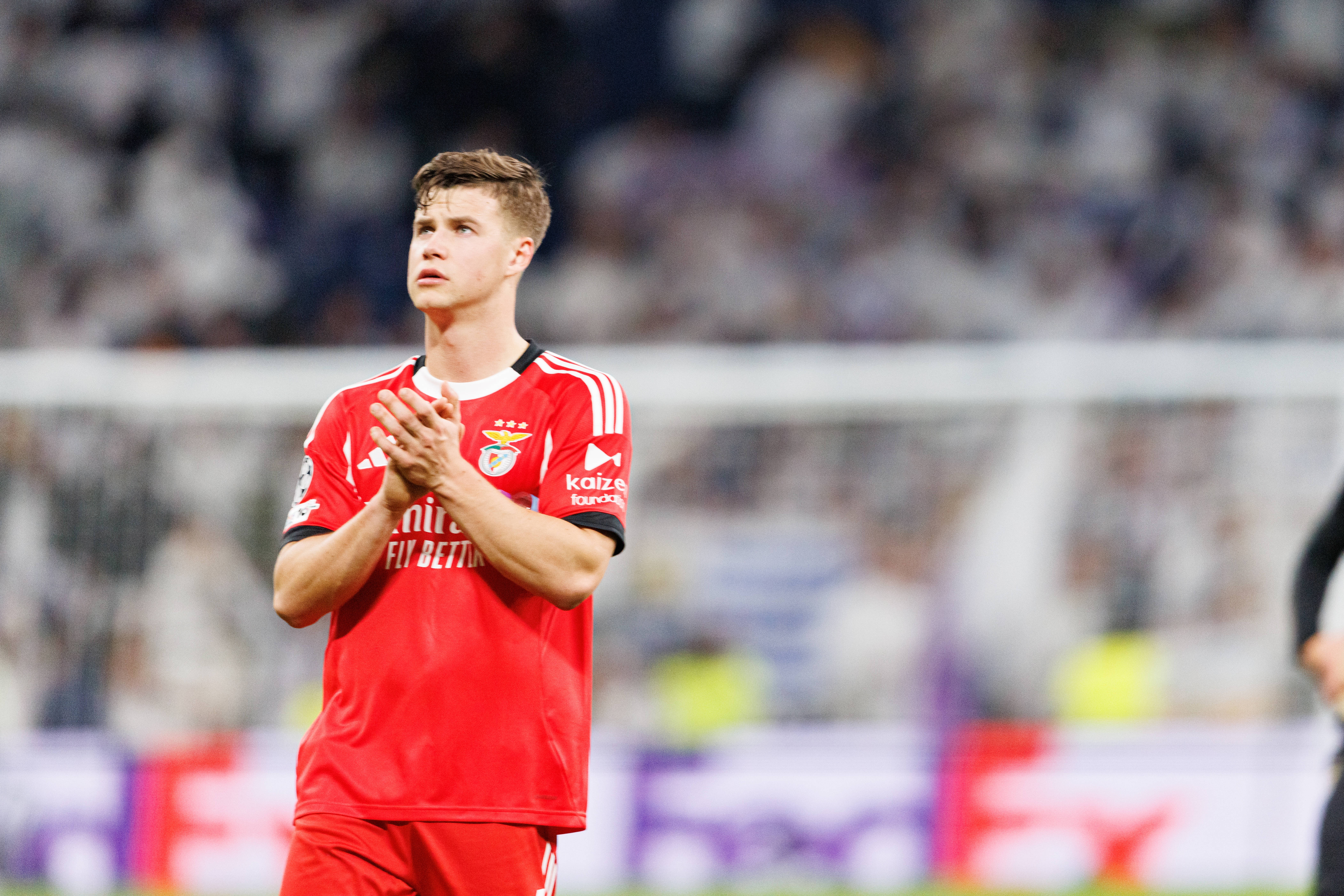 世界赛注册-葡媒：曼联球探多次考察本菲卡左后卫达尔，考虑夏窗报价